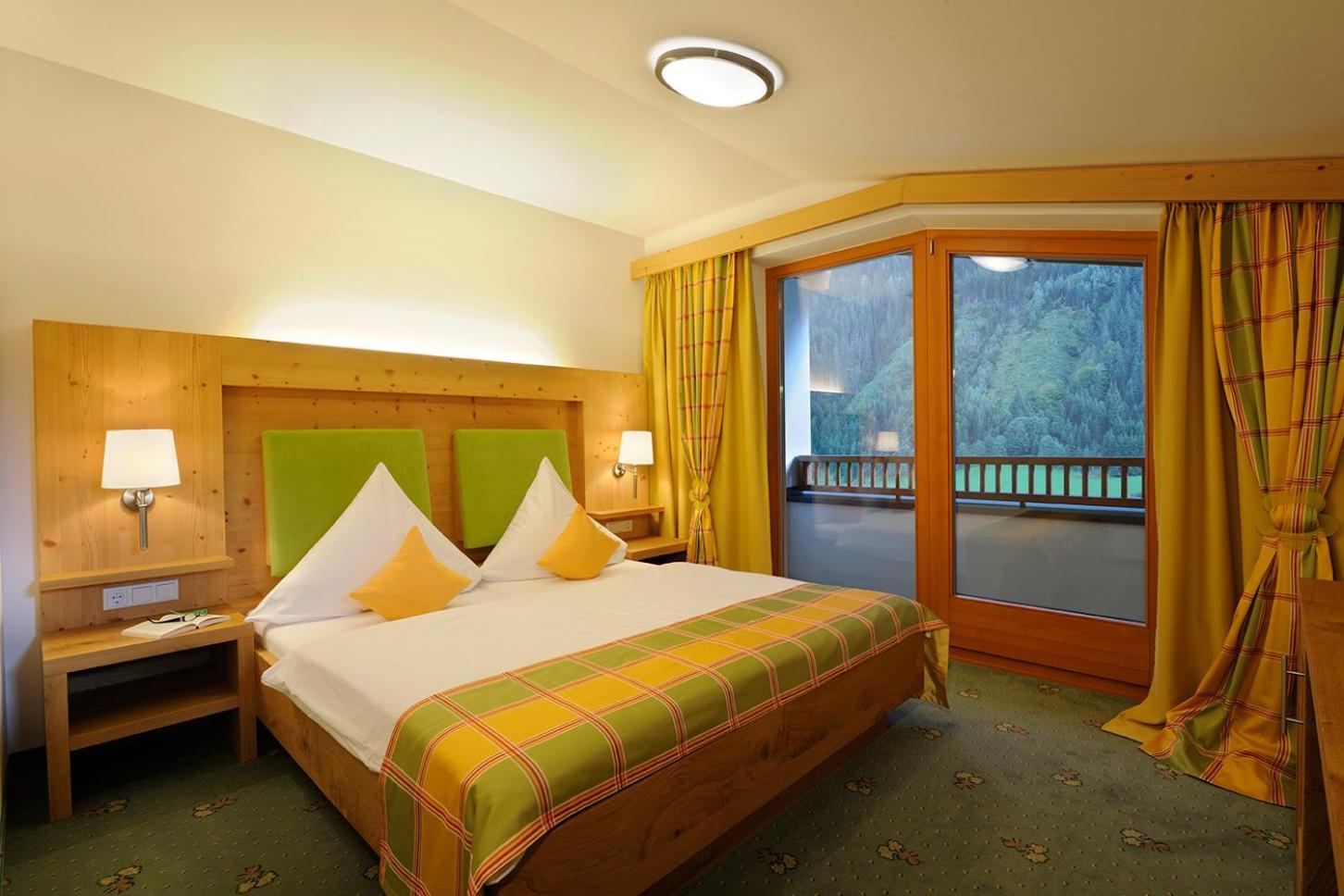 Hotel Marten - Joker Card Partner ザールバッハ・ヒンターグレム エクステリア 写真